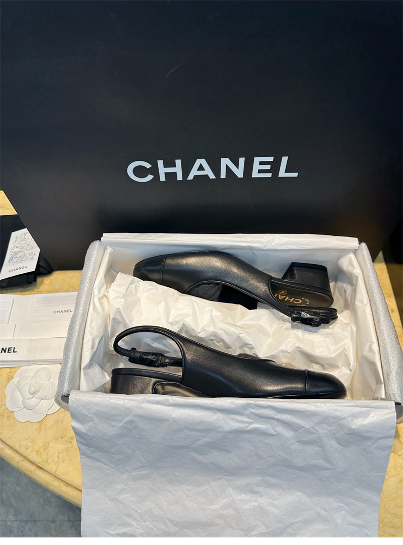 샤넬 24A CC로고 슬링백 펌프스