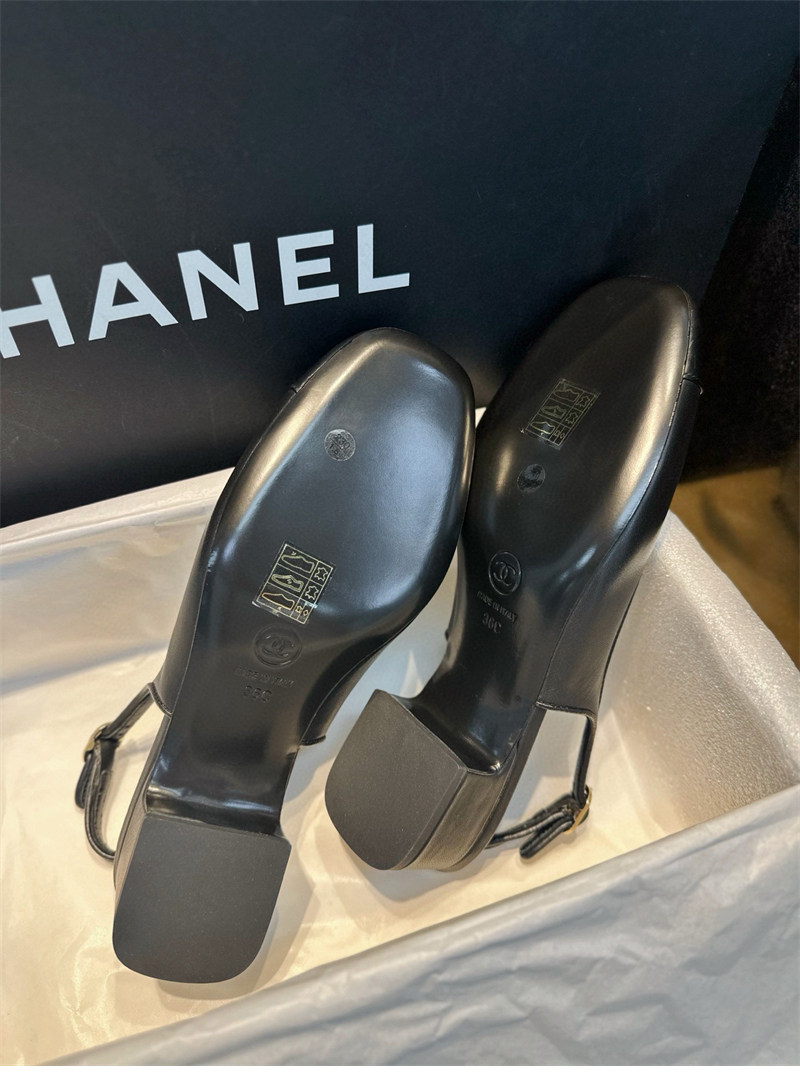 샤넬 24A CC로고 슬링백 펌프스