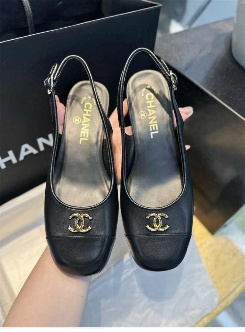 샤넬 24A CC로고 슬링백 펌프스