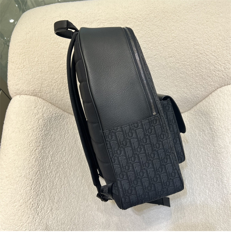 디올 새들 지퍼 백팩 오블리크 자카드