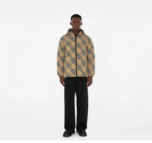버버리 리버시블 체크 나일론 퍼퍼 자켓 2컬러