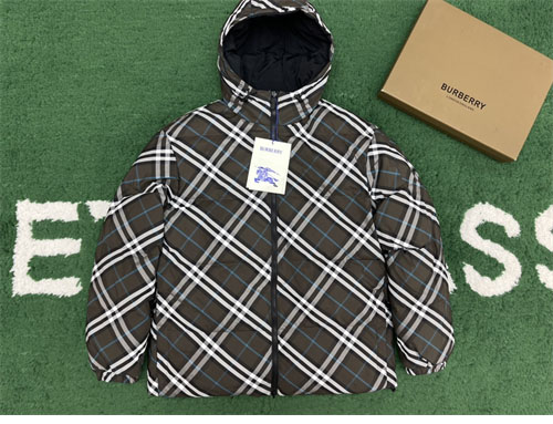 버버리 리버시블 체크 나일론 퍼퍼 자켓 2컬러