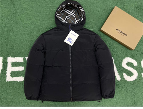 버버리 리버시블 체크 나일론 퍼퍼 자켓 2컬러
