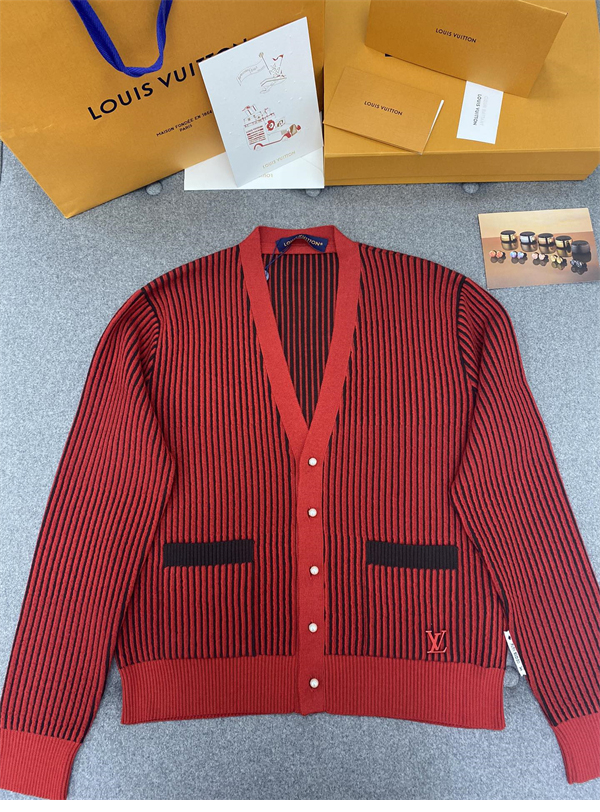 루이비통 x 박서보 울 가디건