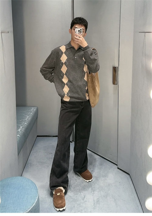 미우미우 로고 아가일 캐시미어 폴로 셔츠