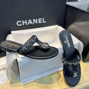 샤넬 25ss 턴 락 샌들 블랙