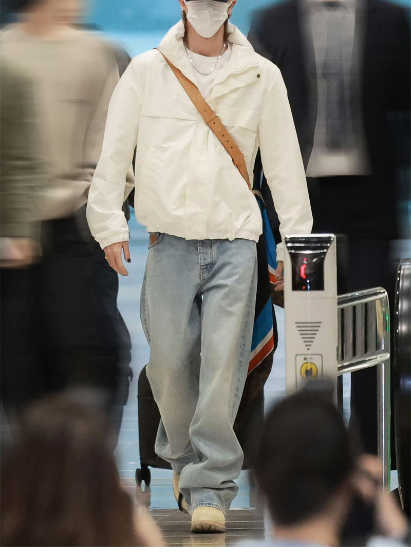 루이비통 MLVD 시그니처 윈드브레이커