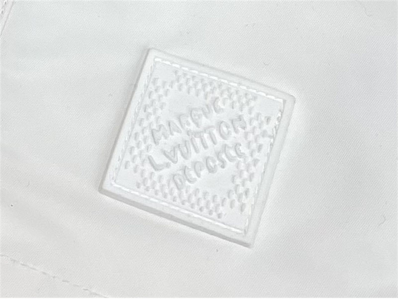 루이비통 MLVD 시그니처 윈드브레이커