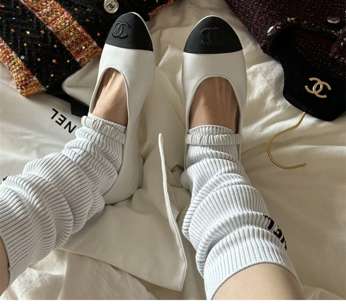 샤넬 24c 메리제인 플랫슈즈