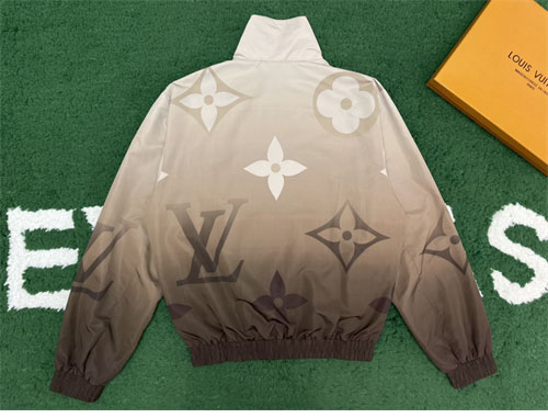 루이비통 모노그램 리버서블 나일론 윈드브레이커