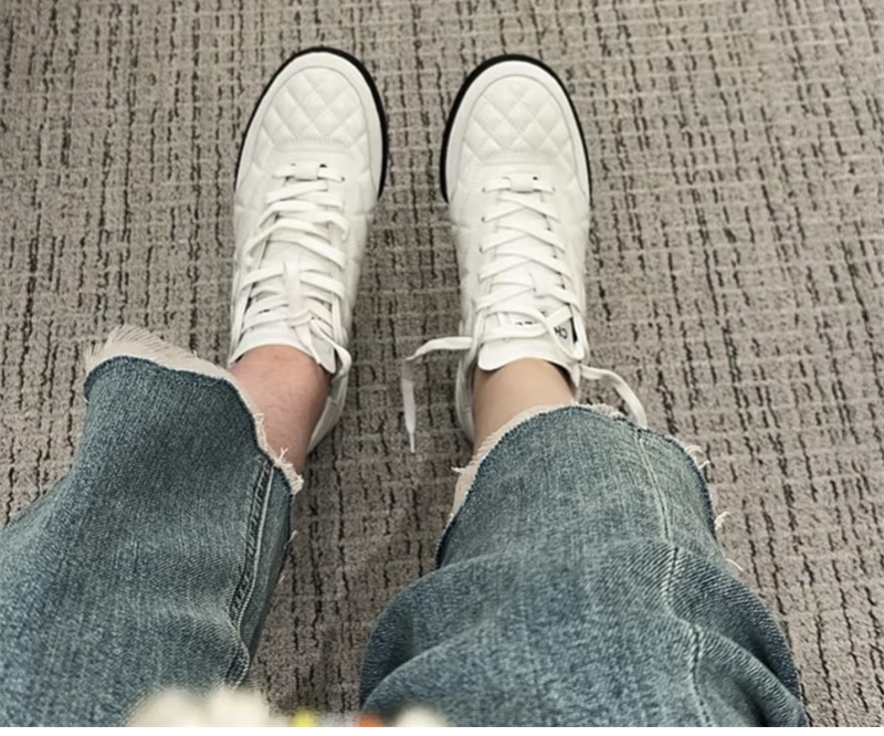 샤넬 24A CC로고 스니커즈