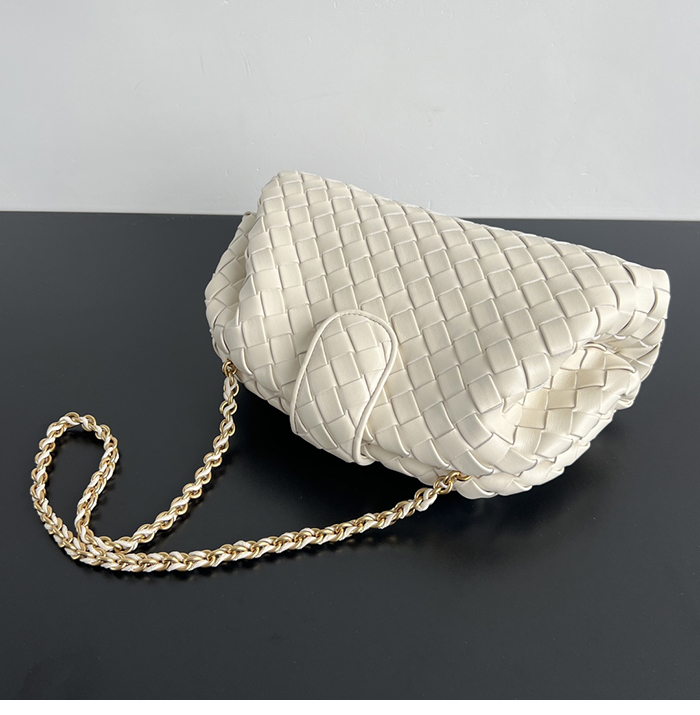 보테가베네타 미디움 로렌 1980 체인 클러치 “ 4 COLOR ”