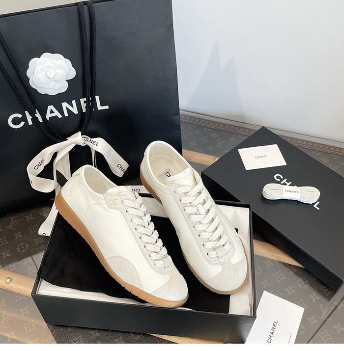 샤넬 cc로고 러닝 스니커즈