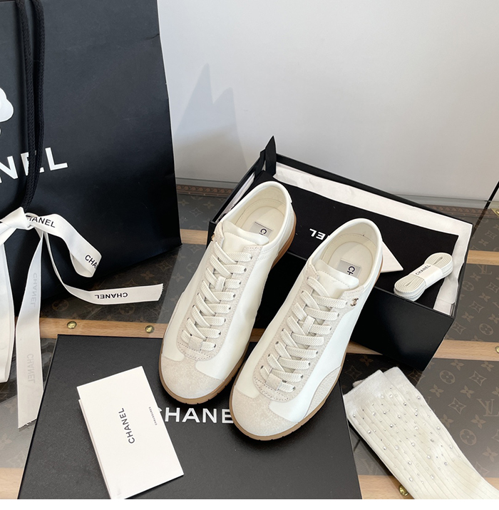 샤넬 cc로고 러닝 스니커즈