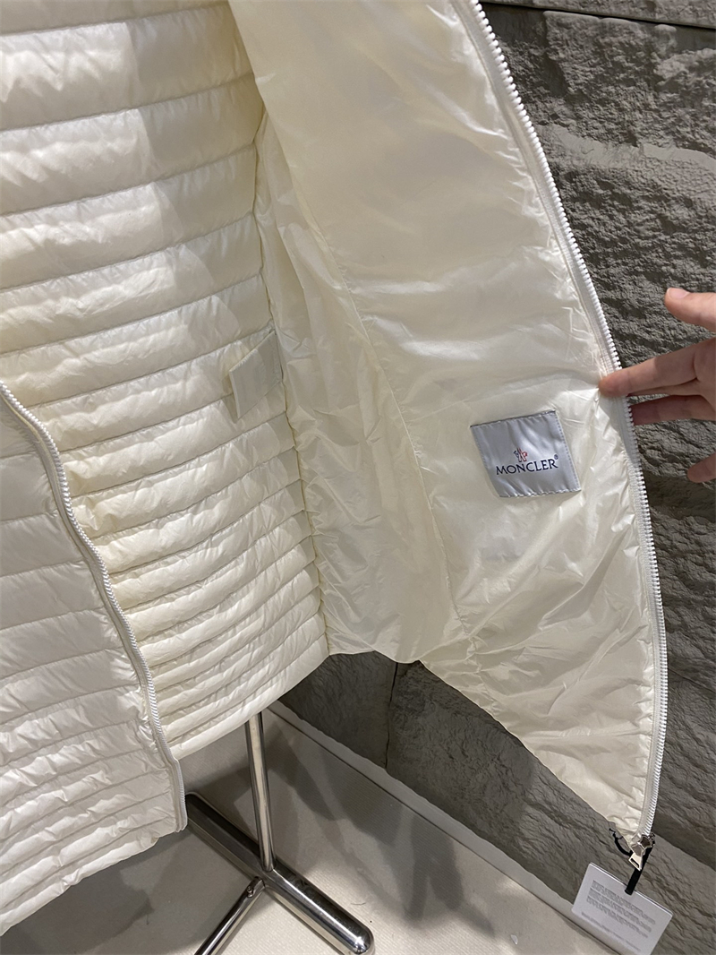 몽클레어 Igelong 이겔롱 롱 다운 패딩 자켓