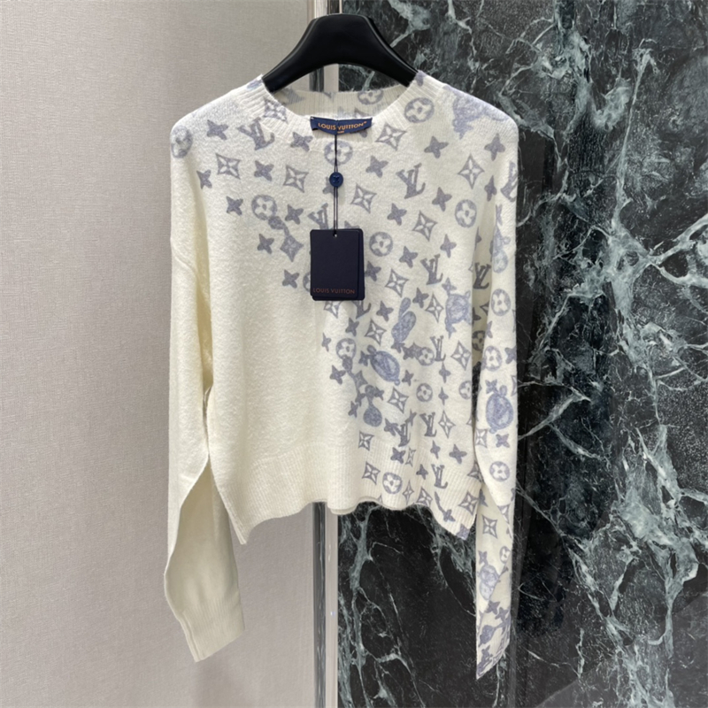 루이비통 모노그램 프린트 레이어드 풀오버