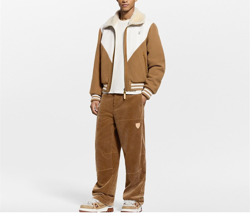 루이비통 모노그램 블루종 위드 시어링 카라 자켓（레어）