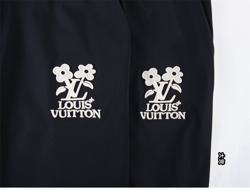 루이비통 엠브로이더드 테크니컬 트랙 팬츠
