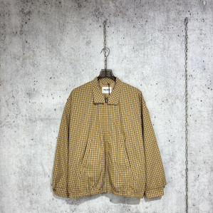 미우미우 24SS 로고 체크 자켓