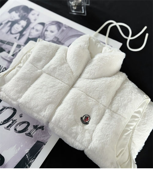 몽클레어 아르크 Arques 다운 패딩 베스트