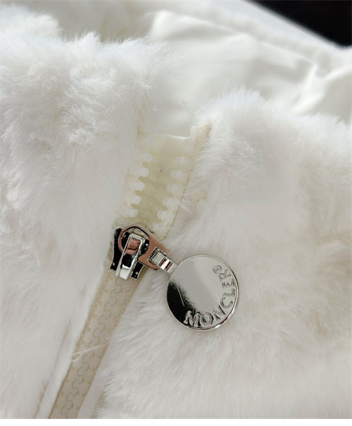 몽클레어 아르크 Arques 다운 패딩 베스트