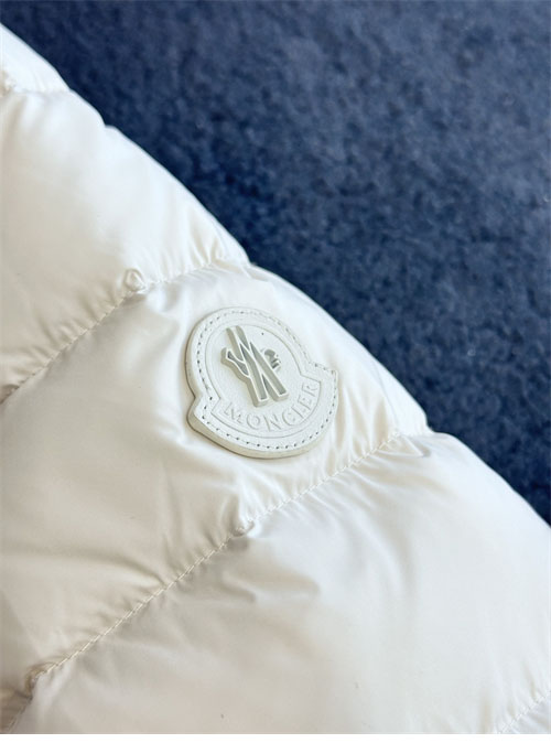 몽클레어 마우린엔느 Maurienne 다운 경량 패딩