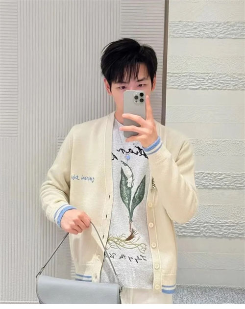 디올 Tag 울 알파카 저지 가디건