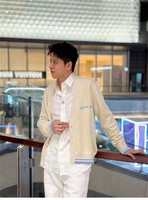 디올 Tag 울 알파카 저지 가디건