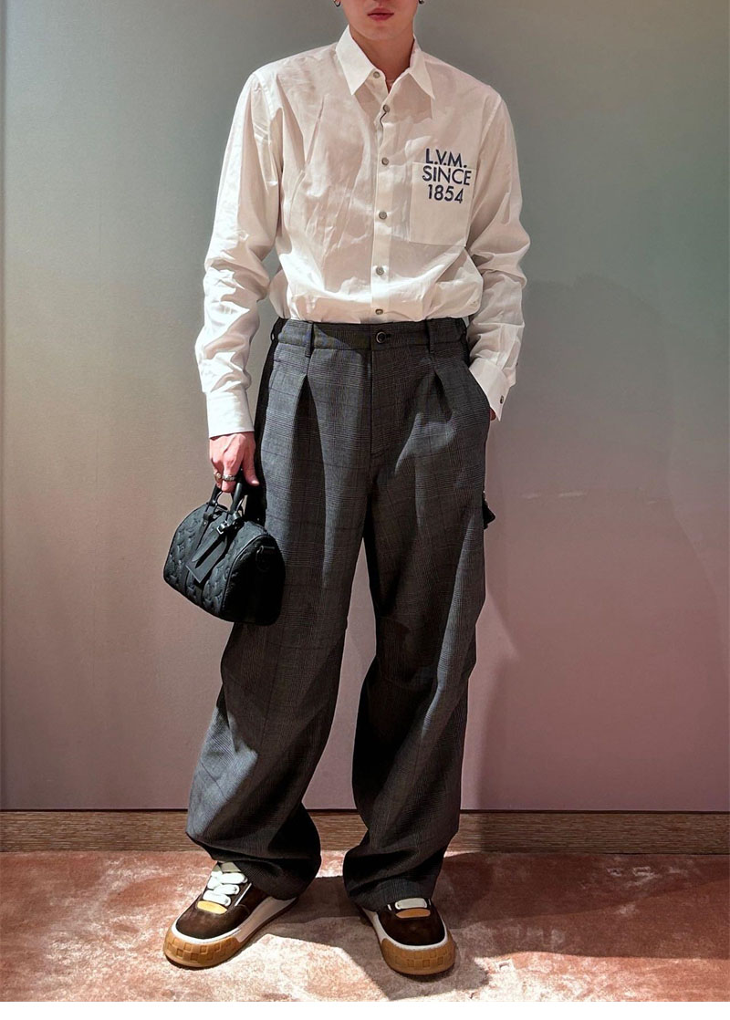 루이비통 LVM 레터링 롱 슬리브드 시그니처 포플린 셔츠