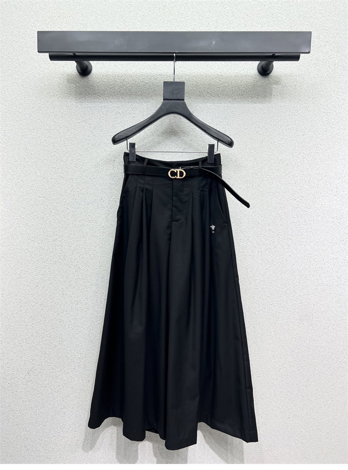 디올 비 와이드 벨트 9부 스커트