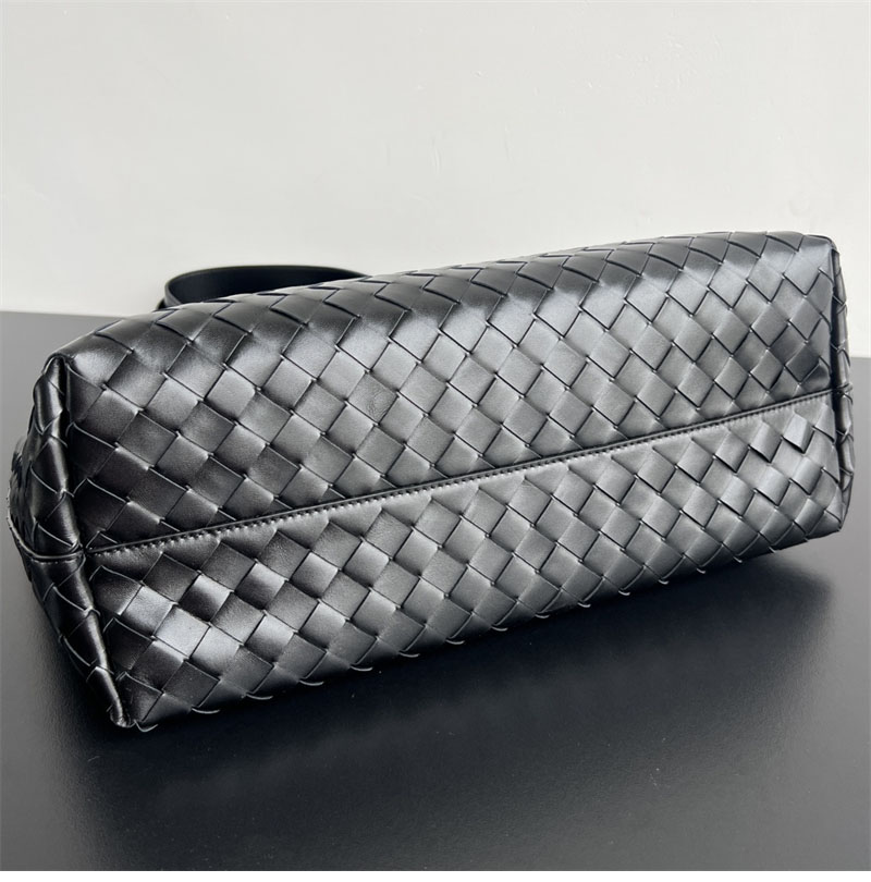 보테가 베네타 인트레치아토 토트백 “ 2 COLOR ”