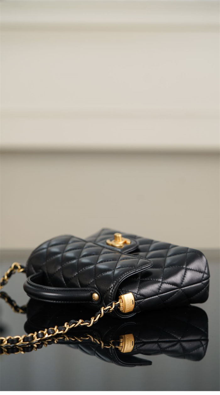 샤넬 25p 탑핸들 골드 메탈 스몰 플랩 백