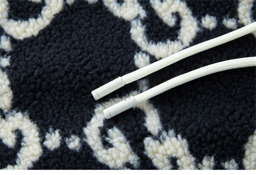 구찌 GG 퍼지 패브릭 자카드 후리스 자켓