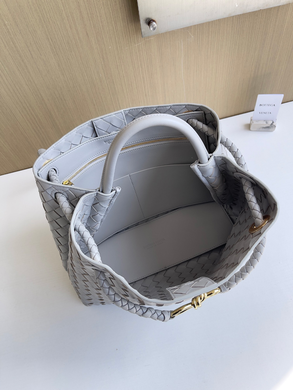 Bottega Veneta Andiamo Medium