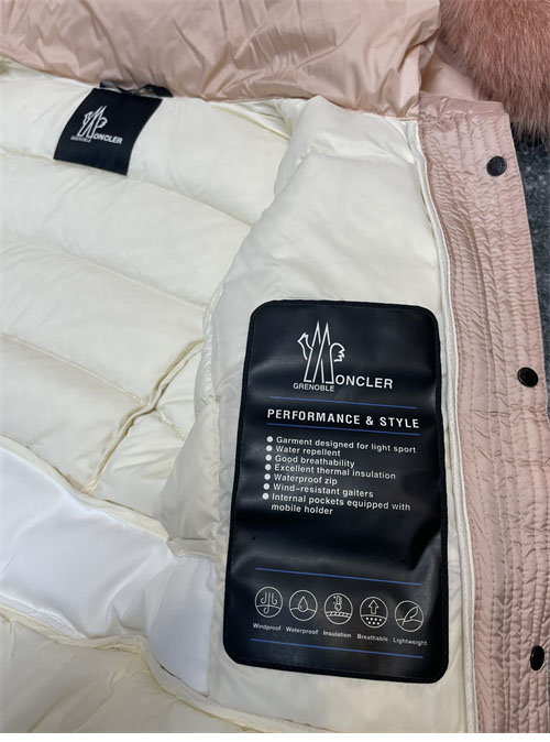 몽클레어 그레노블 아모니크 Armonique 폭스퍼 패딩