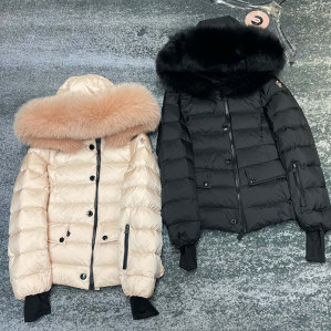 몽클레어 그레노블 아모니크 Armonique 폭스퍼 패딩