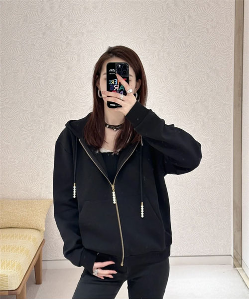 루이비통 엠브로이더드 진주풀러 저지 집업 후드