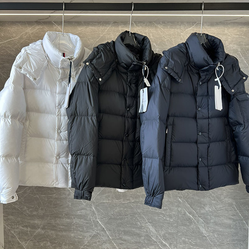 몽클레어 베제르 Vezere 숏 패딩 다운 자켓