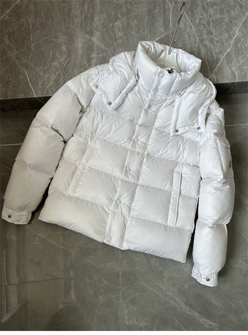 몽클레어 베제르 Vezere 숏 패딩 다운 자켓