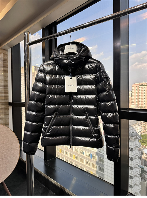 몽클레어 바디 Body 다운 패딩 자켓