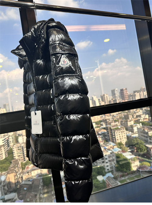 몽클레어 바디 Body 다운 패딩 자켓