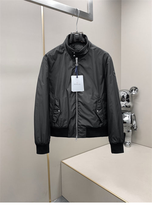 몽클레어 라라몬 Laramon 숏 다운 자켓