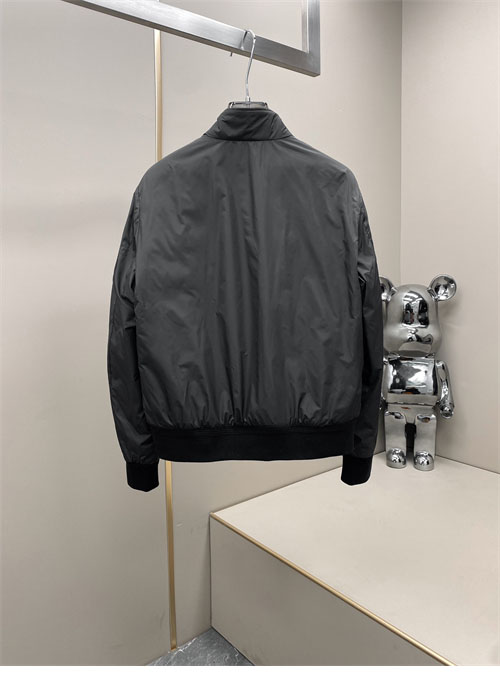 몽클레어 라라몬 Laramon 숏 다운 자켓