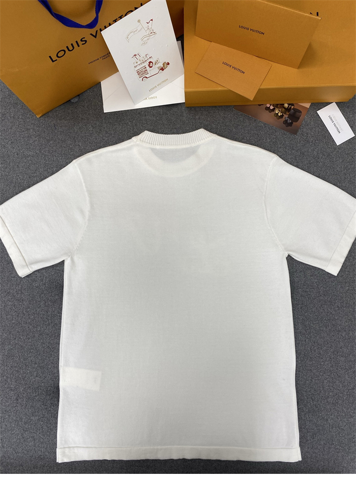 루이비통 리본 LV 자수 반소매 코튼 크루넥