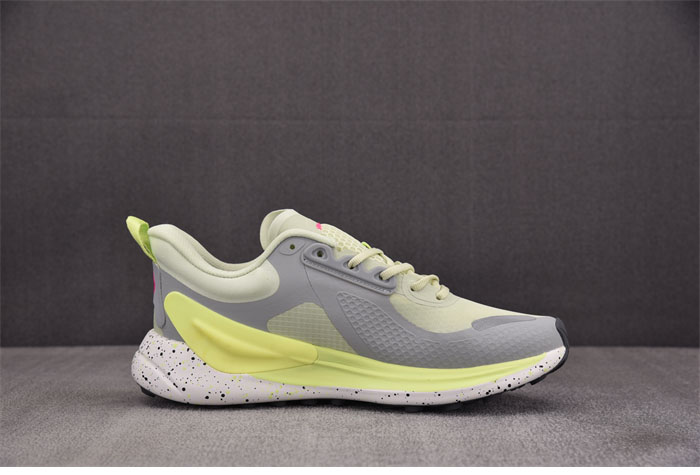 룰루레몬 블리스필 트레일 러닝 슈즈 DEWY/SILVER DROP/FADED ZAP