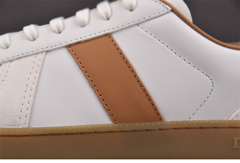 디올 B01 매치포인트 스니커즈 화이트 브라운