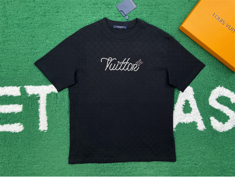 루이비통 LV 플라워 시그니처 엠벨리시드 반팔 티셔츠