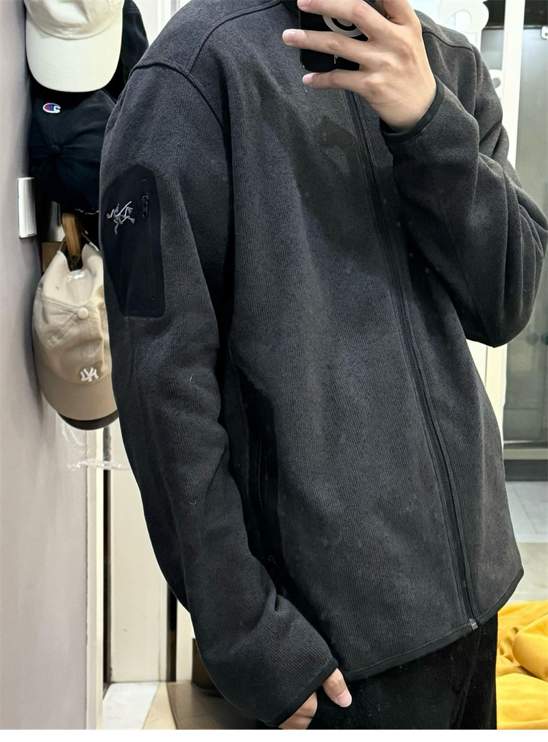 아크테릭스 코버트 가디건