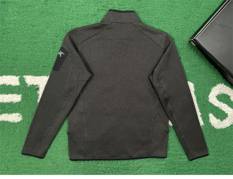 아크테릭스 코버트 가디건