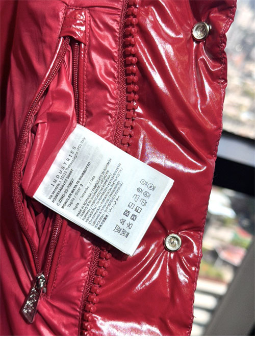 몽클레어 마야 Maya 70 숏 다운 패딩 자켓